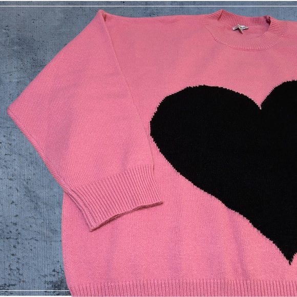 NWOT! WHITE BIRCH, WOMENS 3X LONG SLEEVE PULLOVER PINK SWEATER W/BLACK HEART. - Picture 5 of 14